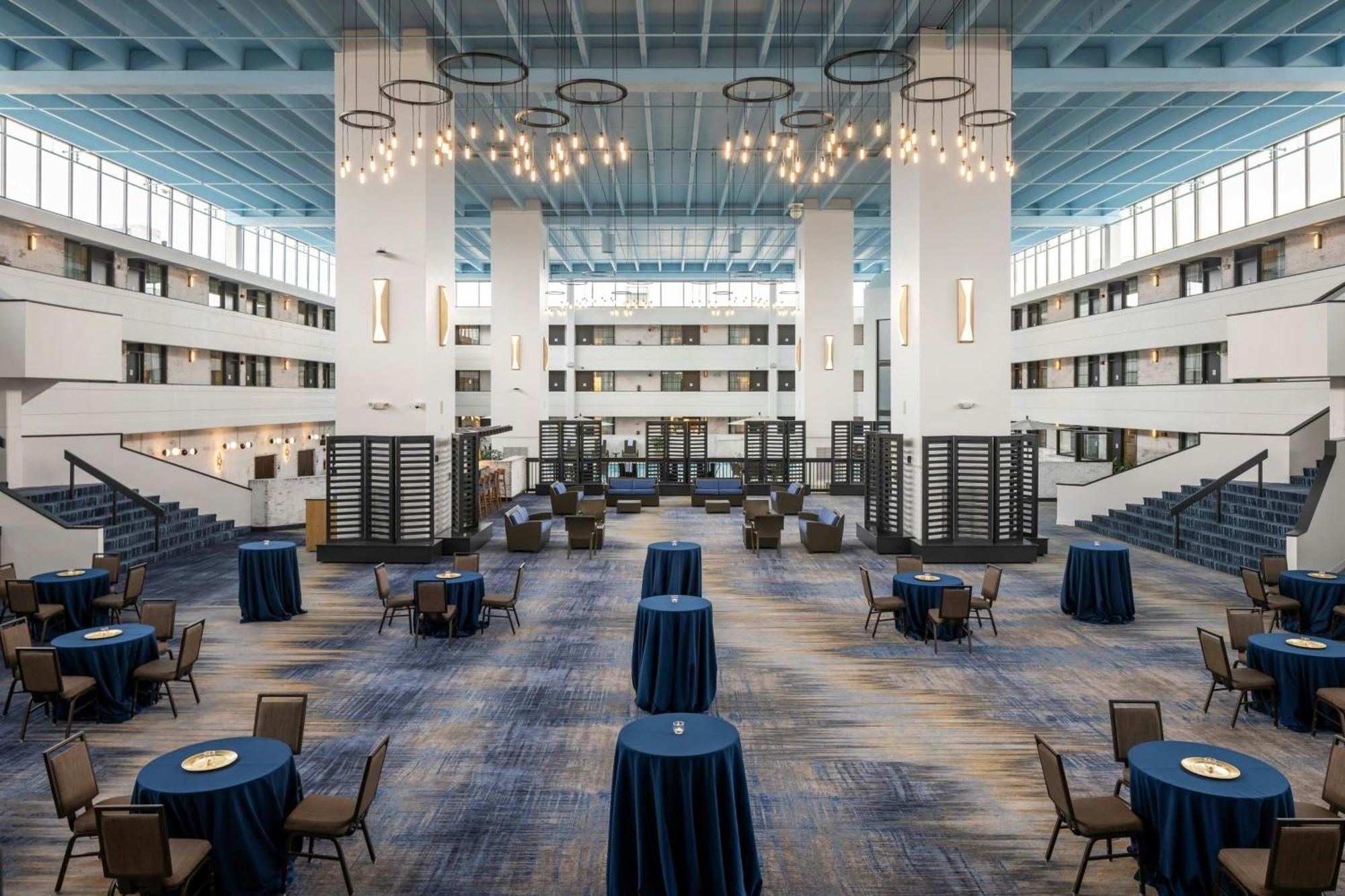 The At Opryland, A Gaylord Hotel